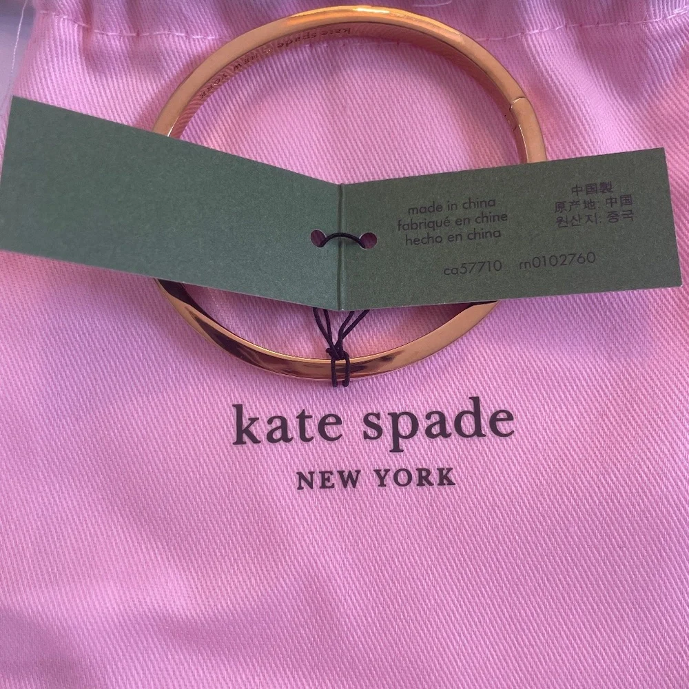 NWT, Spot The Spade Enamel Hinged Bangle, White, - Picture 7 of 11